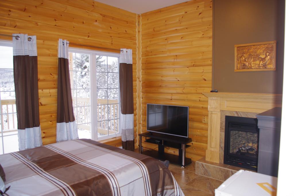Auberge La Taniere Tadoussac Eksteriør bilde