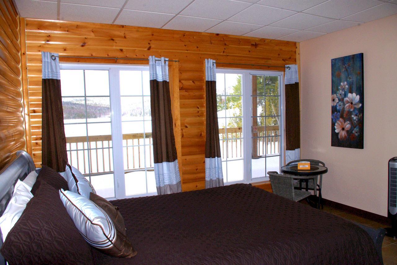 Auberge La Taniere Tadoussac Eksteriør bilde