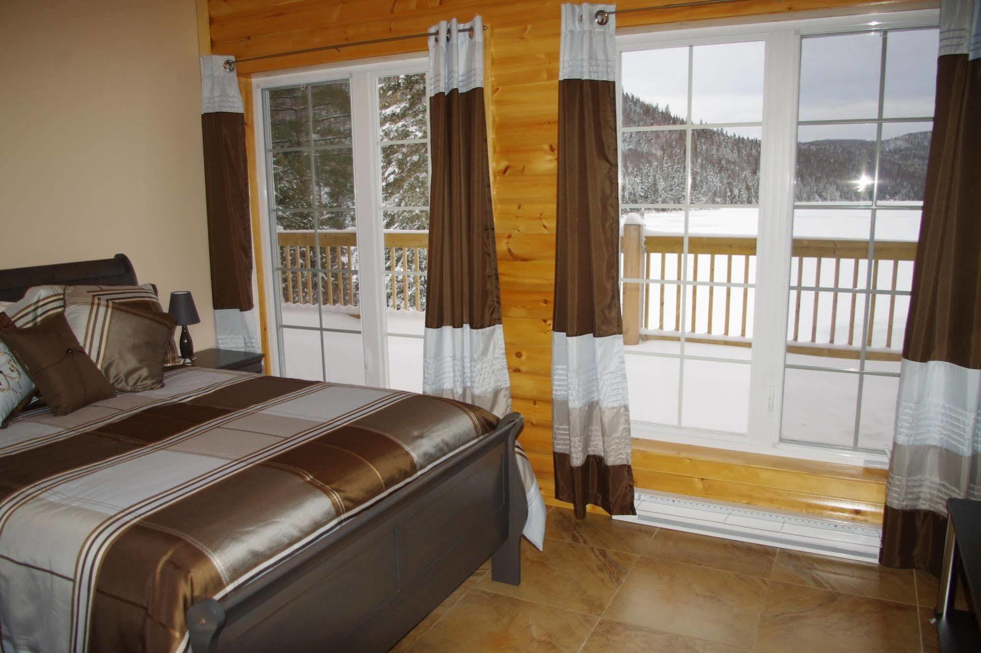 Auberge La Taniere Tadoussac Eksteriør bilde