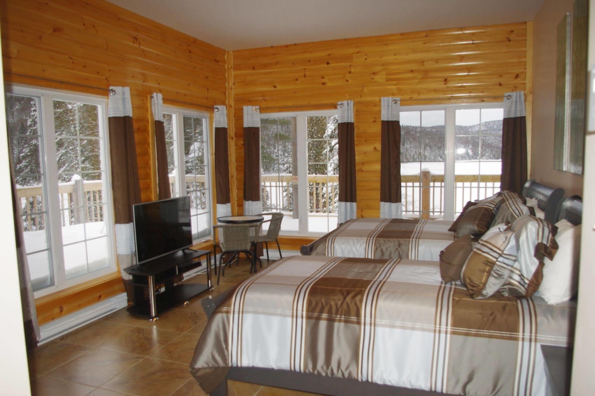 Auberge La Taniere Tadoussac Eksteriør bilde